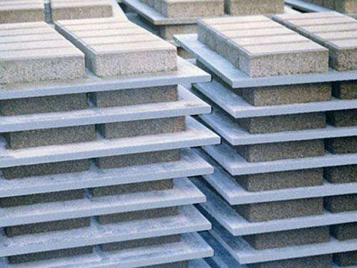 <a href=http://m.yhbiz.cn/ target=_blank class=infotextkey>免燒磚托板</a>