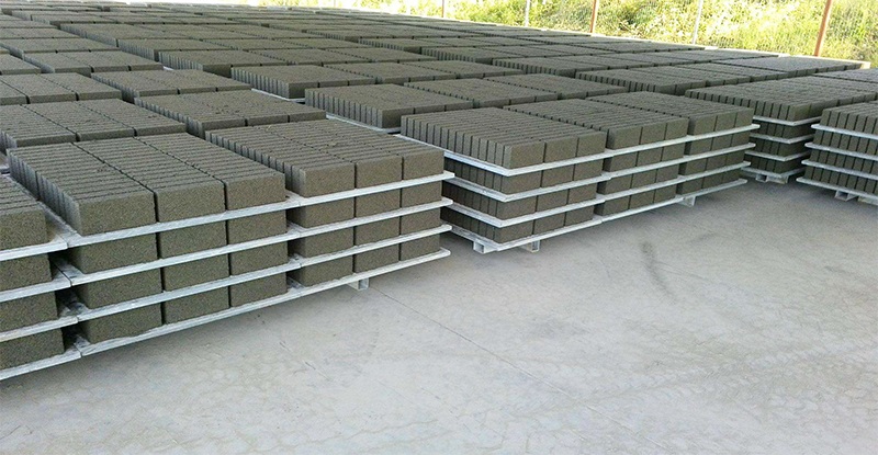 PVC<a href=http://m.yhbiz.cn/ target=_blank class=infotextkey>空心磚托板</a>