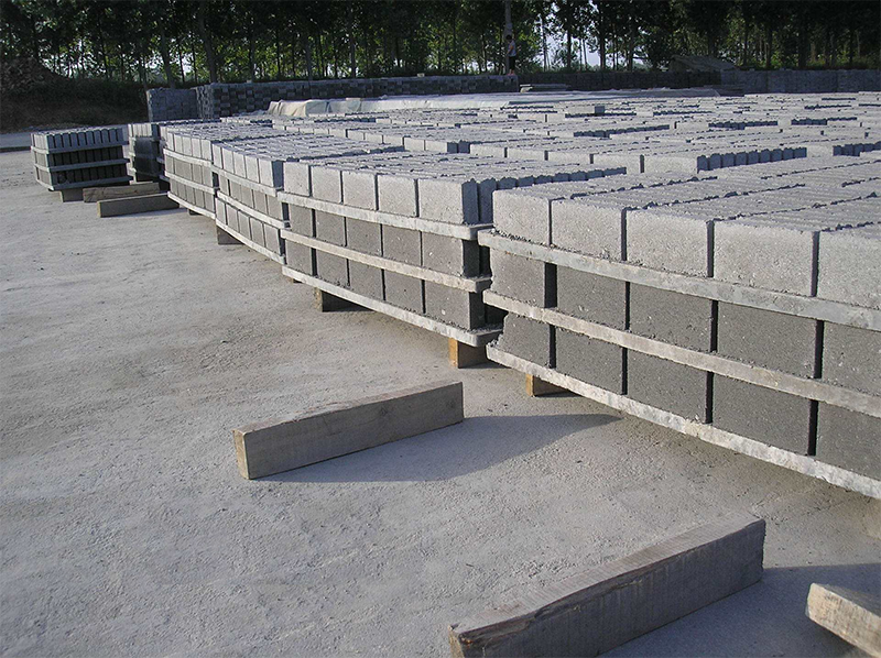 <a href=http://m.yhbiz.cn/ target=_blank class=infotextkey>空心磚托板</a>